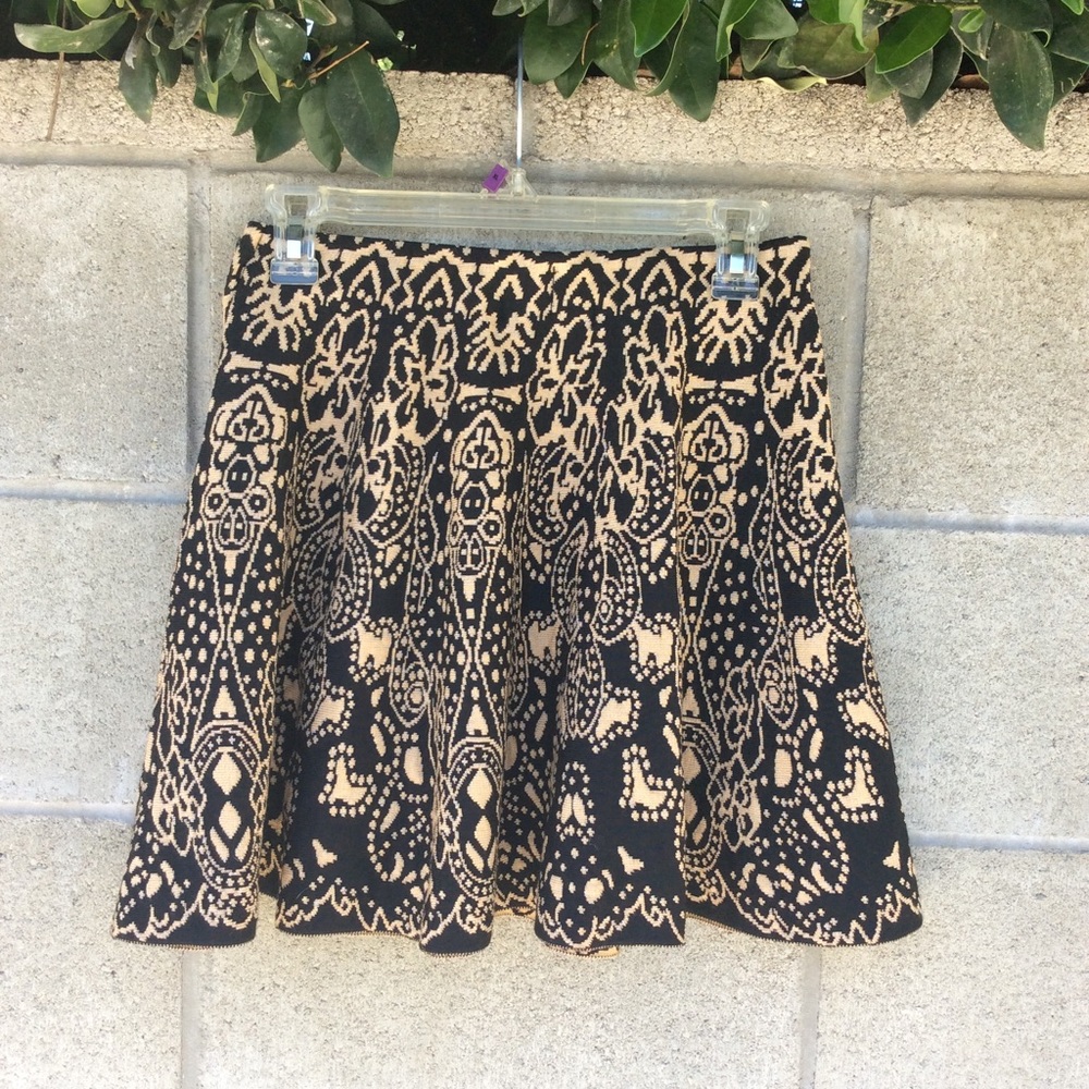 Angl Geometric Print Flare Skater Mini Skirt